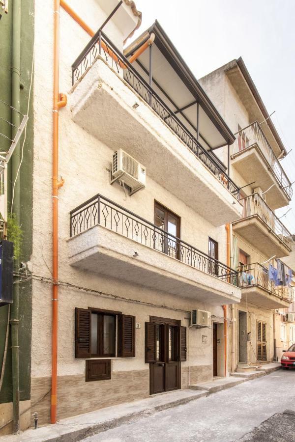 In Centro Rooms Vicino Cefalu Self-Chek-In Campofelice Di Roccella Exterior photo