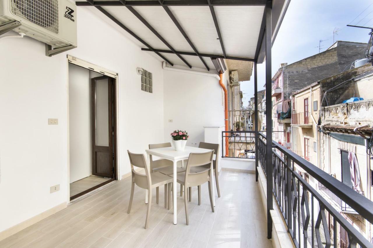 In Centro Rooms Vicino Cefalu Self-Chek-In Campofelice Di Roccella Exterior photo